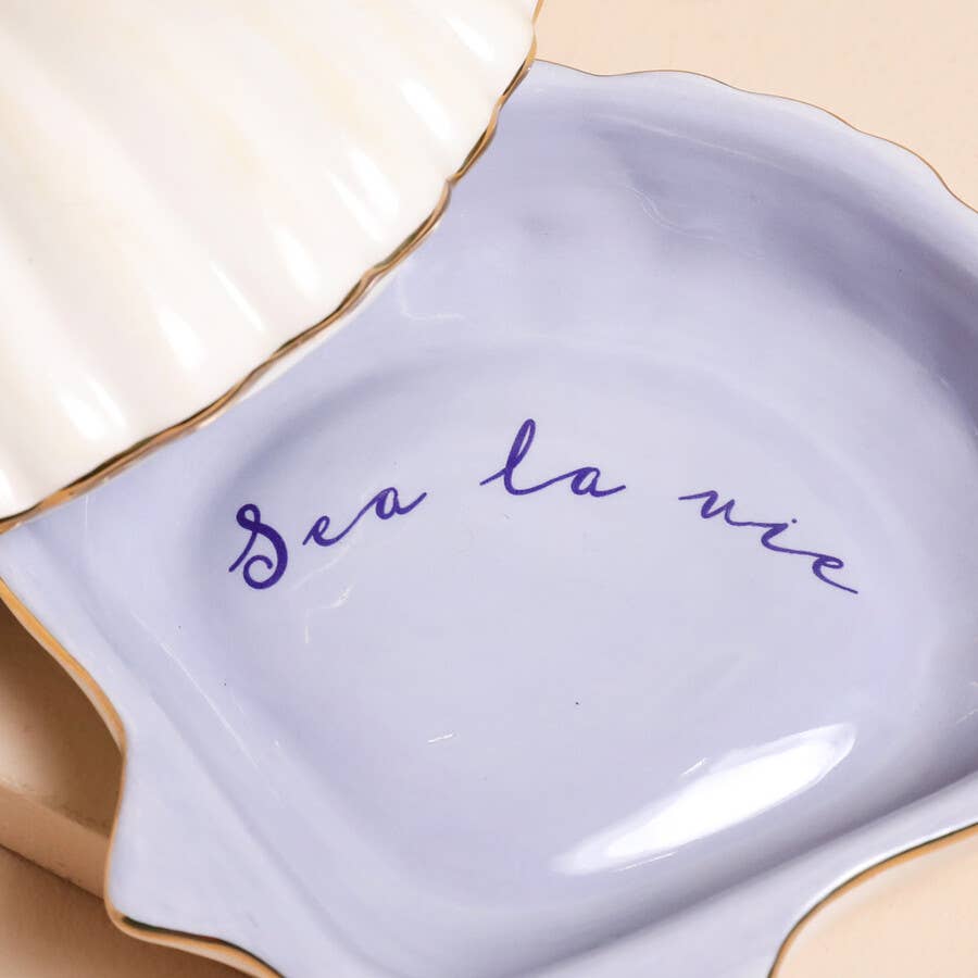 White Shell 'Sea la Vie' Lidded Trinket Dish