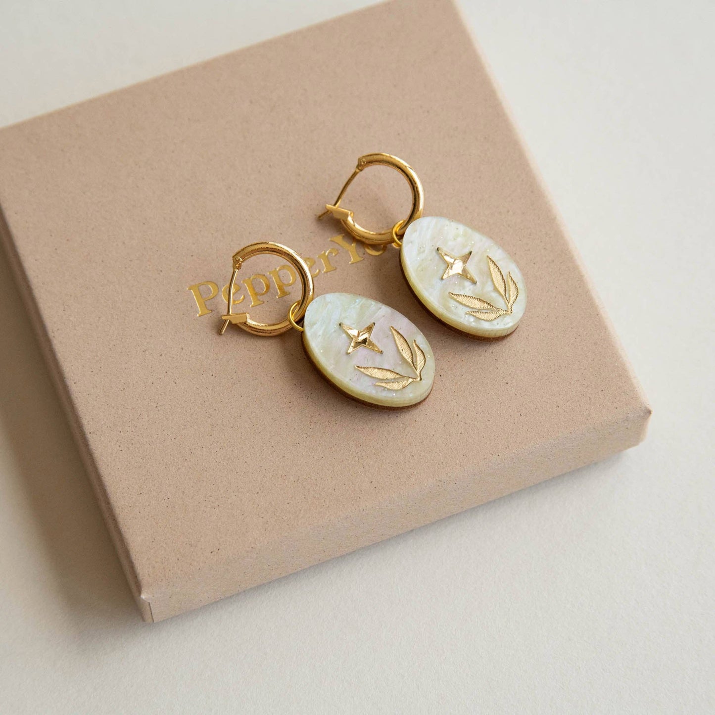 Celestial Seaweed Oval Hoop Earrings