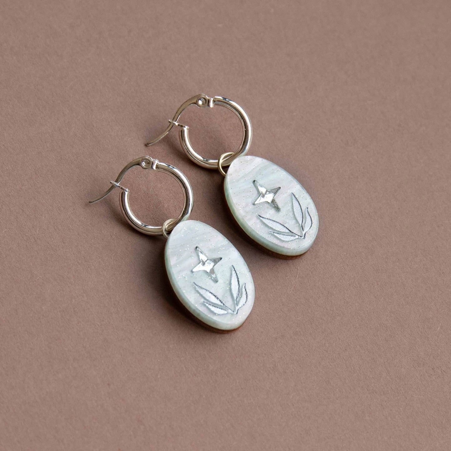 Celestial Seaweed Oval Hoop Earrings