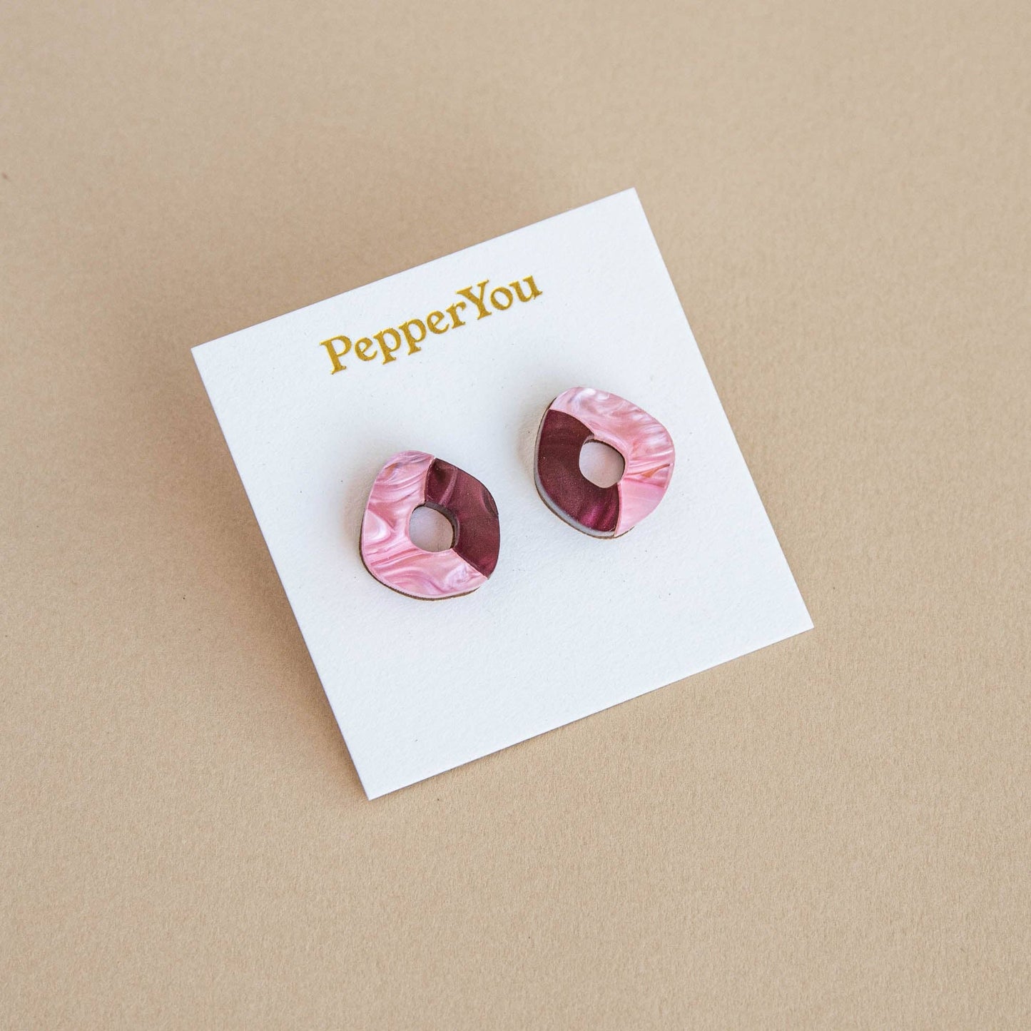 'Oh' Stud Earrings