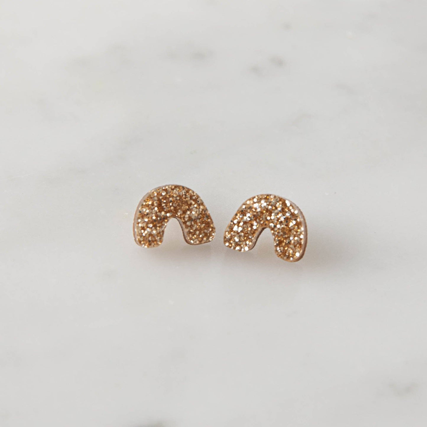 Glitter Arc Stud Earrings in Gold