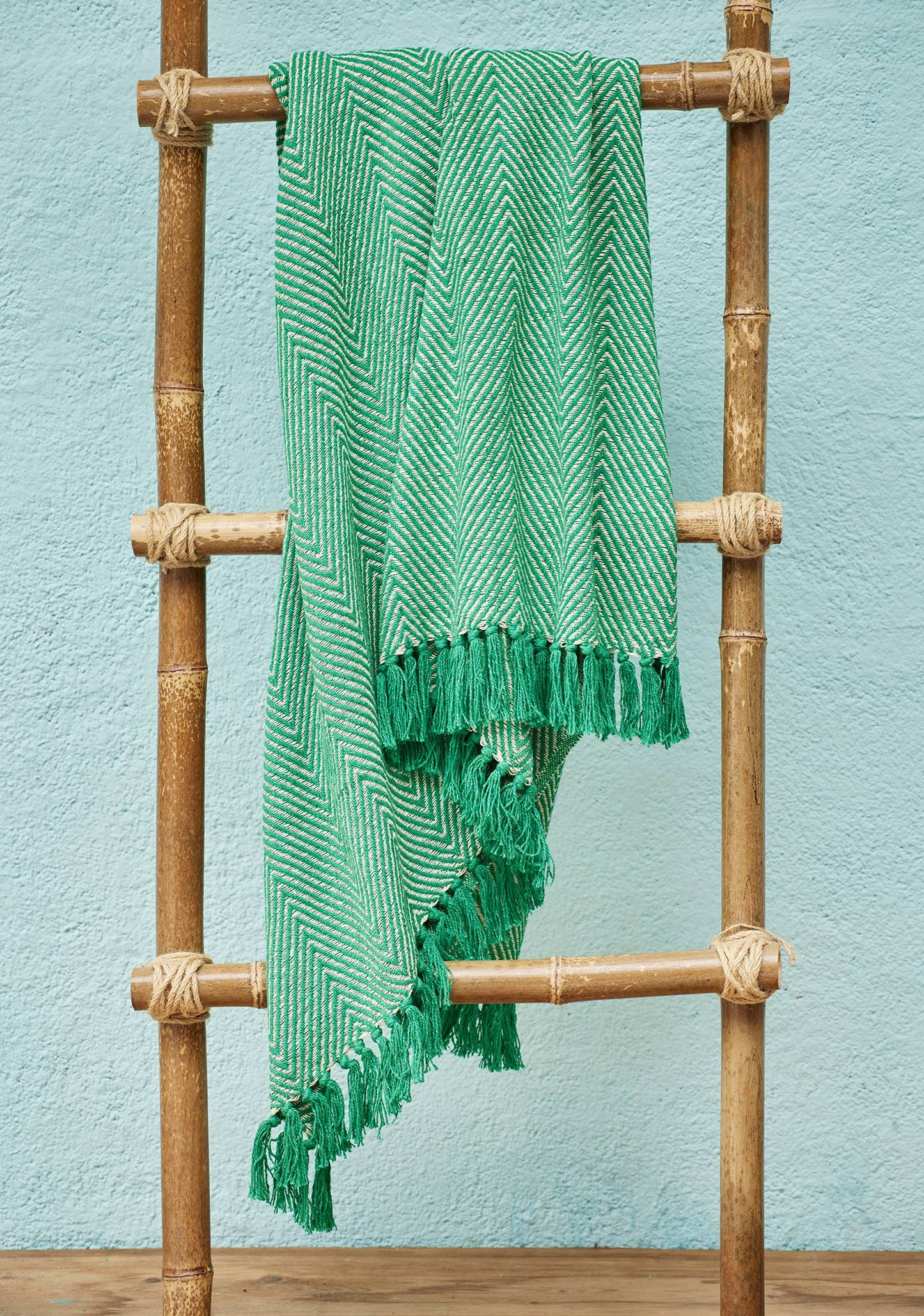 Wide Chevron Recycled Cotton Throw
