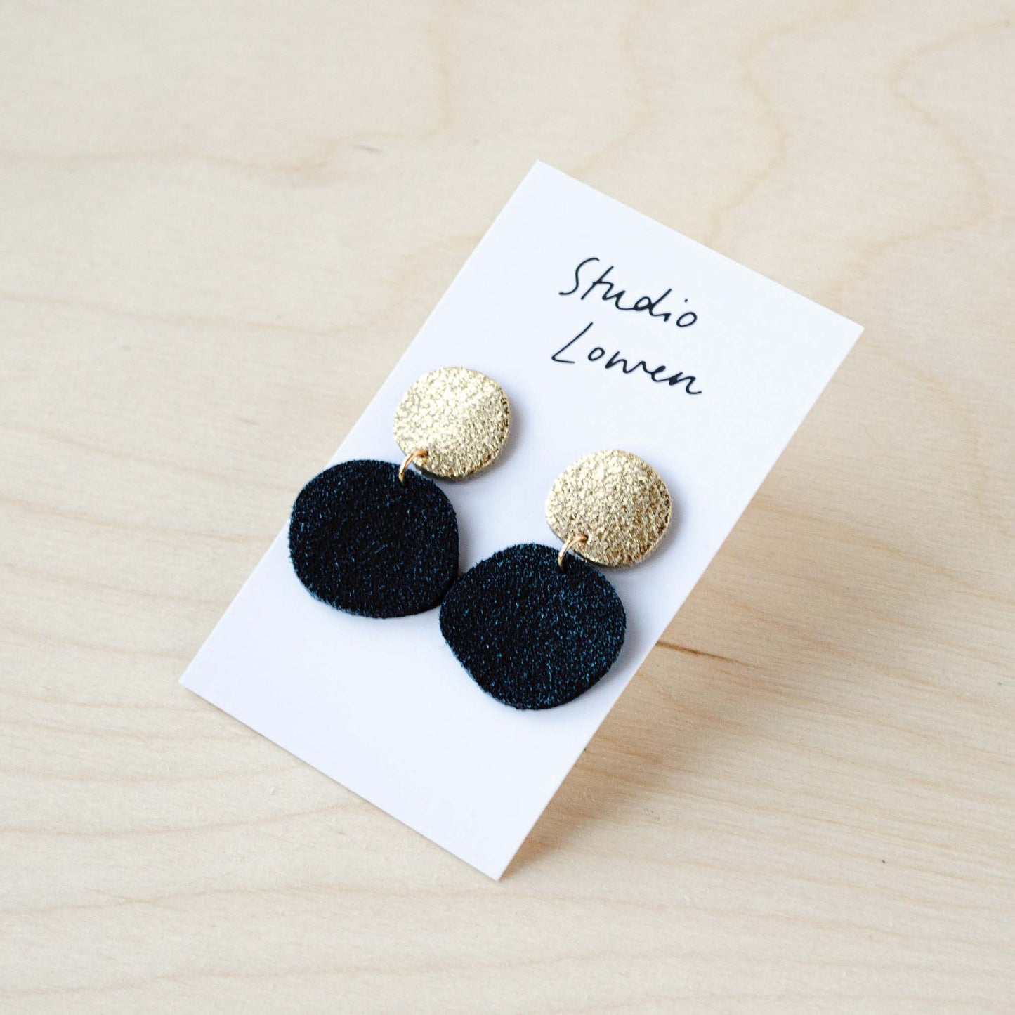 Bili Pop Earrings Suede