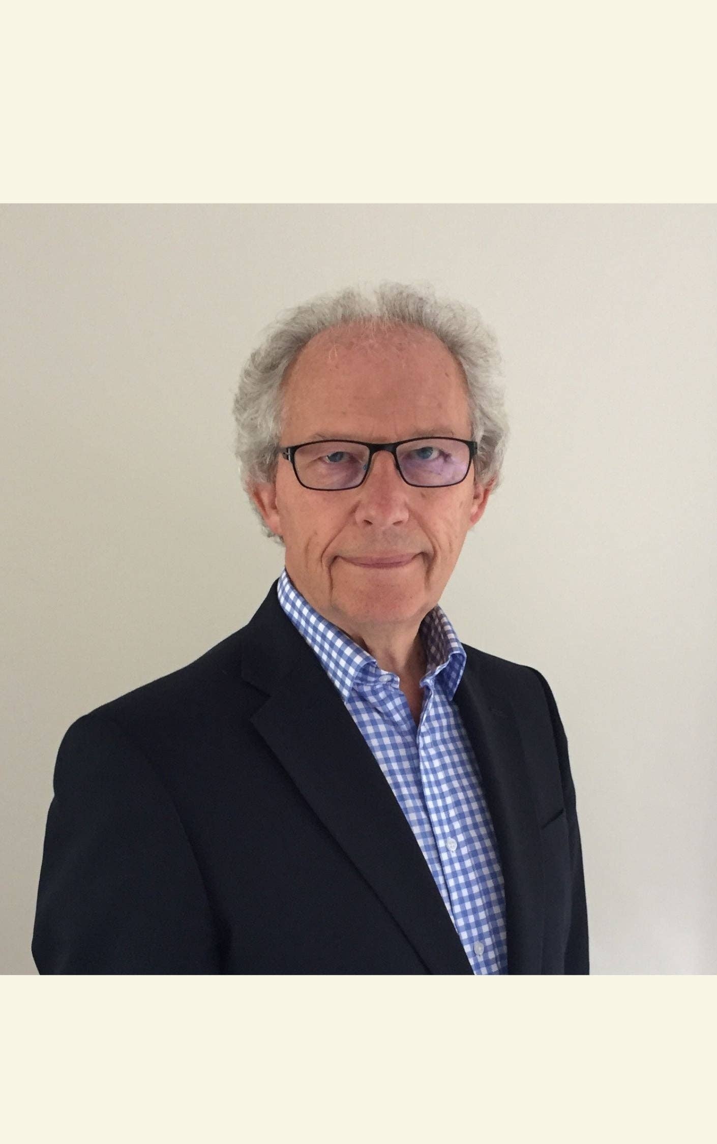 Scotland The Growing Divide by Tom Brown & Henry McLeish