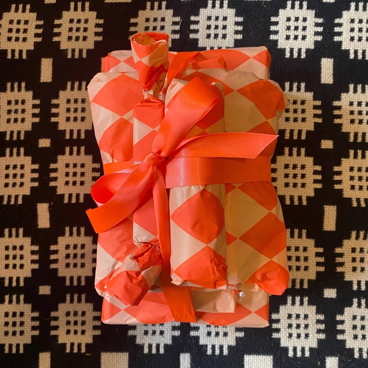 Luxury Patterned Tissue Paper Gift Wrap | Fl Orange/Peach