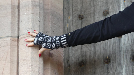 Scotland Sanquhar Knitting Kit - Fingerless Mitts - with printed pattern and luxury yarn.