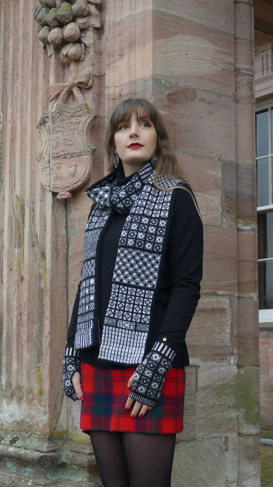Sanquhar Knitting Kit - Sampler Scarf